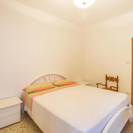 度假居 Beautiful In With 2 Bedrooms And Wifi Bivongi