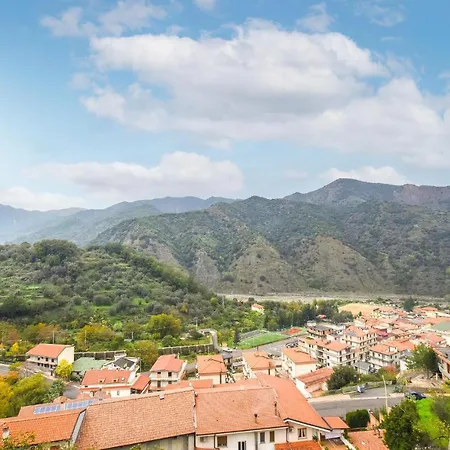 度假居 Beautiful In With 2 Bedrooms And Wifi *